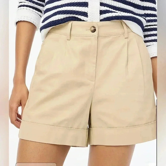 J Crew Shorts Pleated Khaki Chino 4” Inseam NWT Womens Size 10 Cotton - Picture 1 of 11